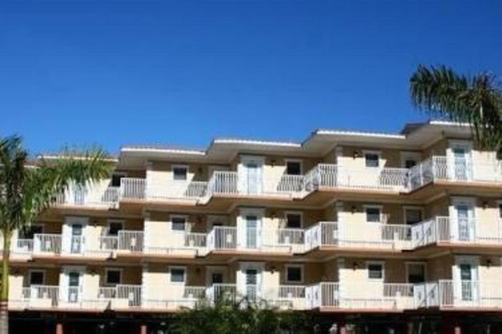 Beso Del Sol Resort Dunedin Eksteriør billede