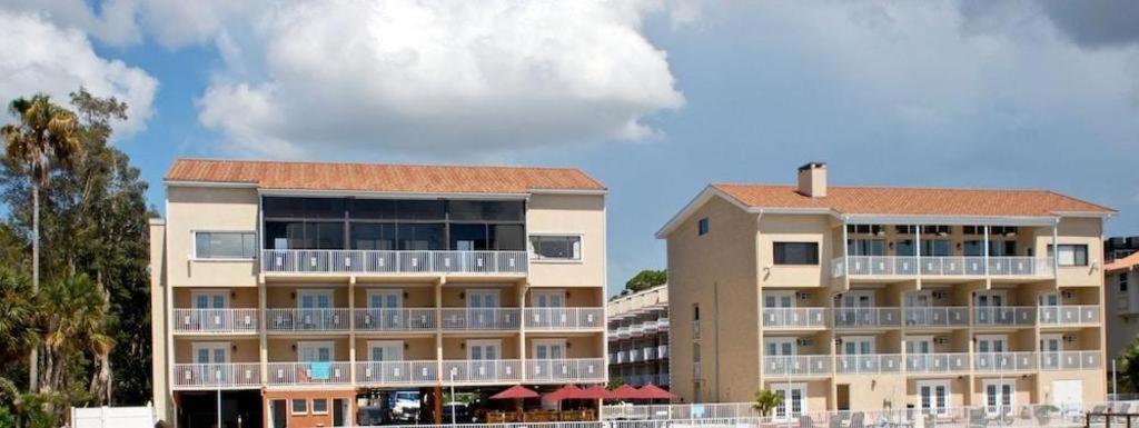 Beso Del Sol Resort Dunedin Eksteriør billede