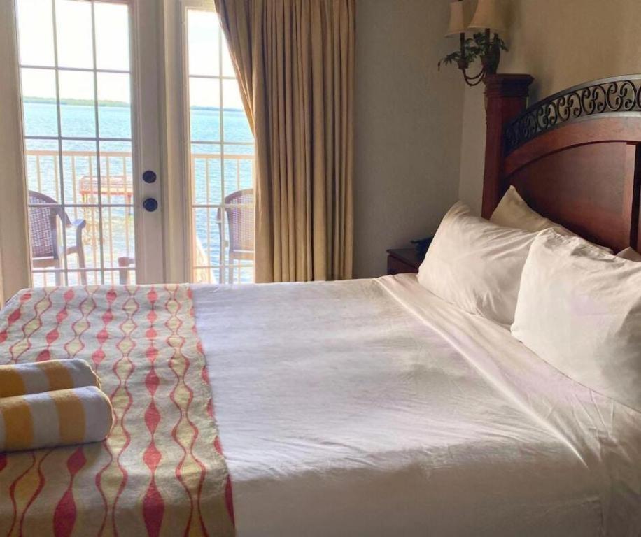 Beso Del Sol Resort Dunedin Eksteriør billede
