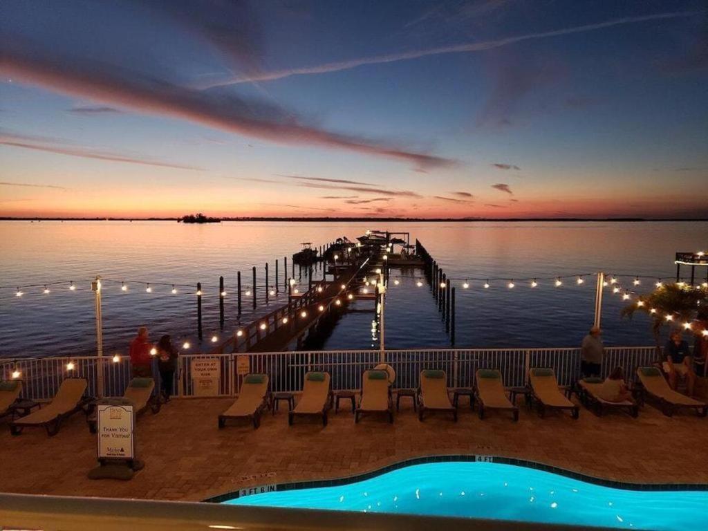 Beso Del Sol Resort Dunedin Eksteriør billede